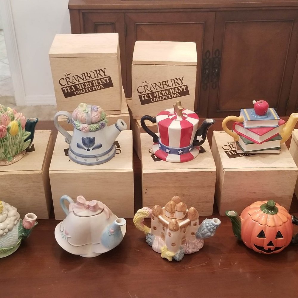Cranbury Square Monthly Teapot Collection